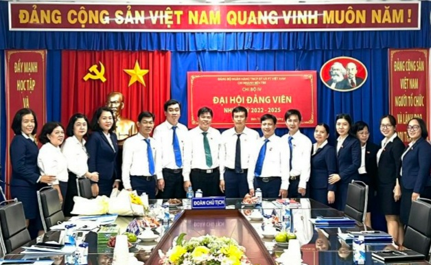 Đại hội các chi bộ trực thuộc Đảng uỷ Ngân hàng TMCP Đầu tư và Phát triển Việt Nam, chi nhánh Bến Tre nhiệm kỳ 2022 - 2025 đã hoàn tất