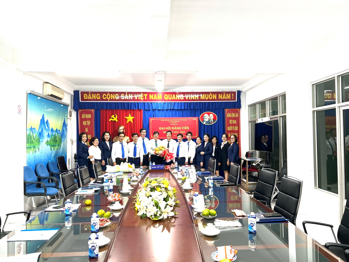 Đại hội điểm Chi bộ IV trực thuộc Đảng uỷ Ngân hàng TMCP Đầu tư và Phát triển Việt Nam Chi nhánh Bến Tre, nhiệm kỳ 2022 – 2025